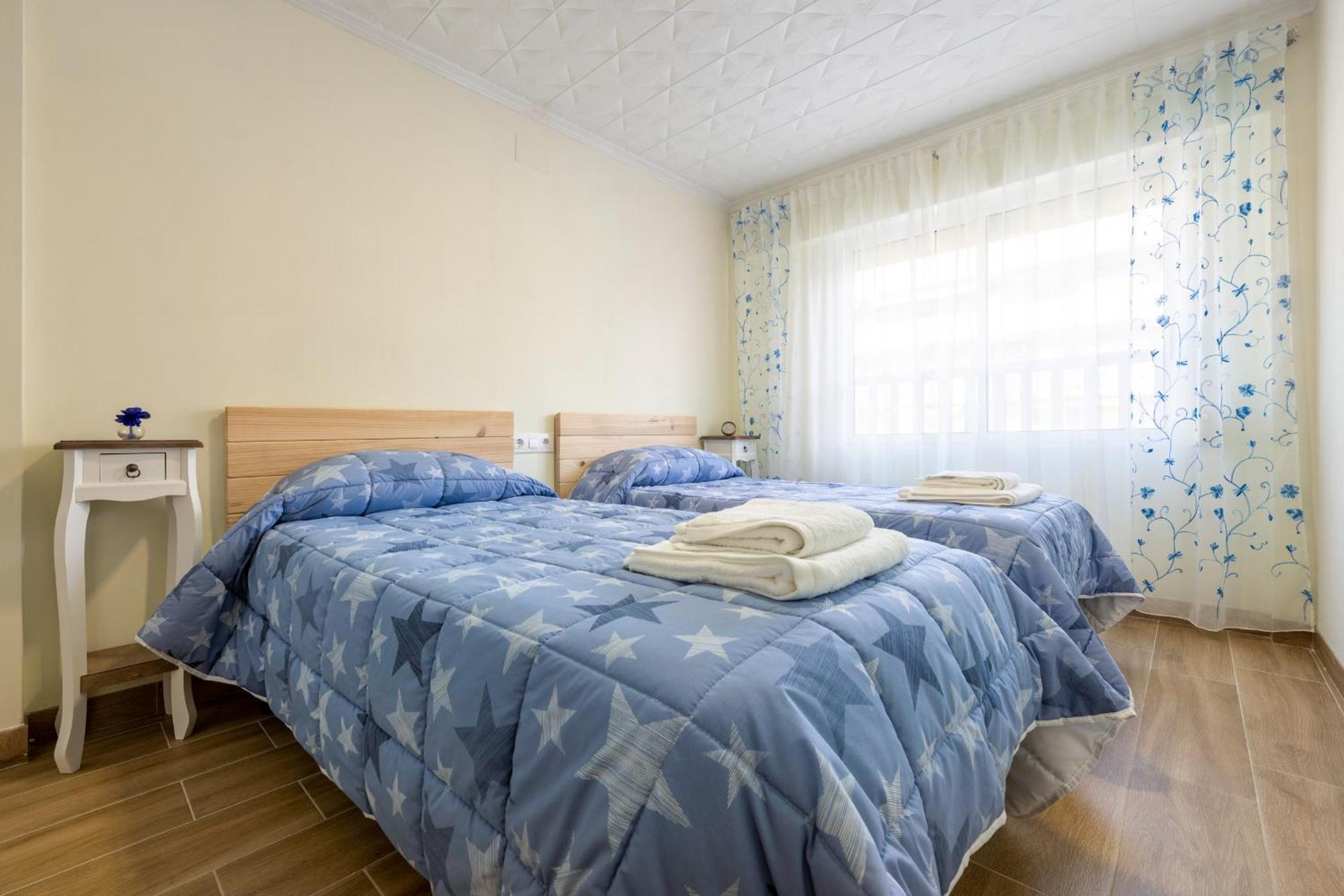 Hauzify I Apartament Van Gogh Salou Luaran gambar