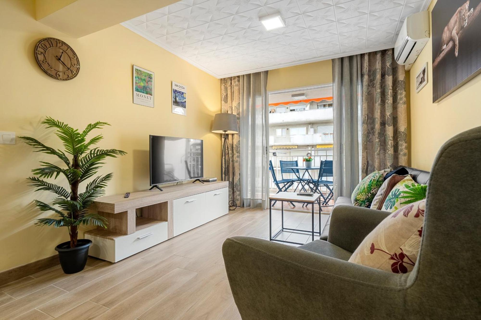 Hauzify I Apartament Van Gogh Salou Luaran gambar