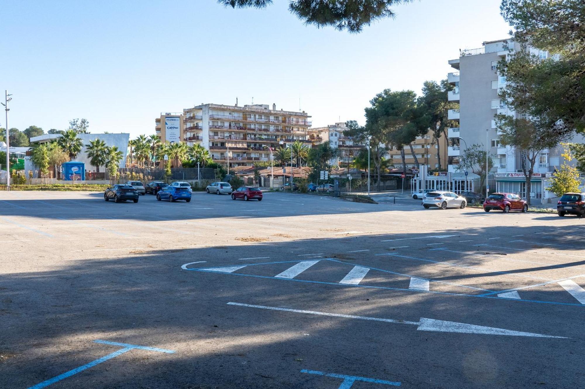 Hauzify I Apartament Van Gogh Salou Luaran gambar